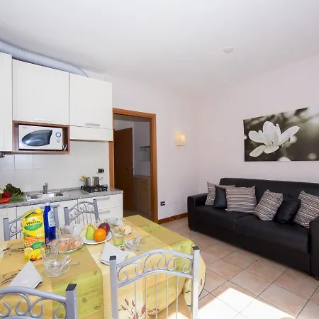 Modern Furnished With A Nice Terrace *